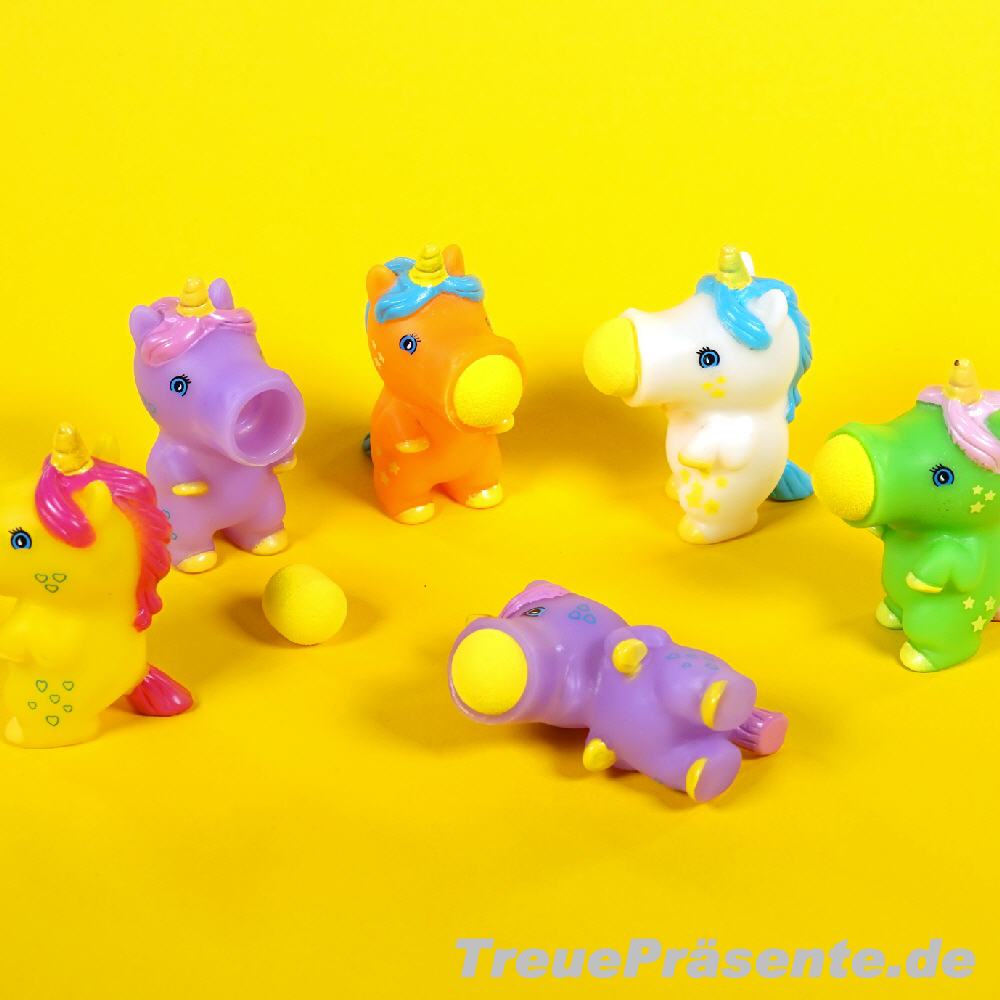 Ballspuckendes Einhorn