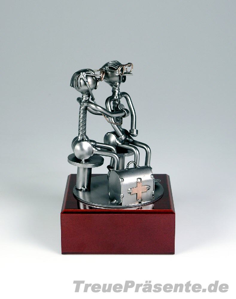 TreuePräsent Metallskulptur